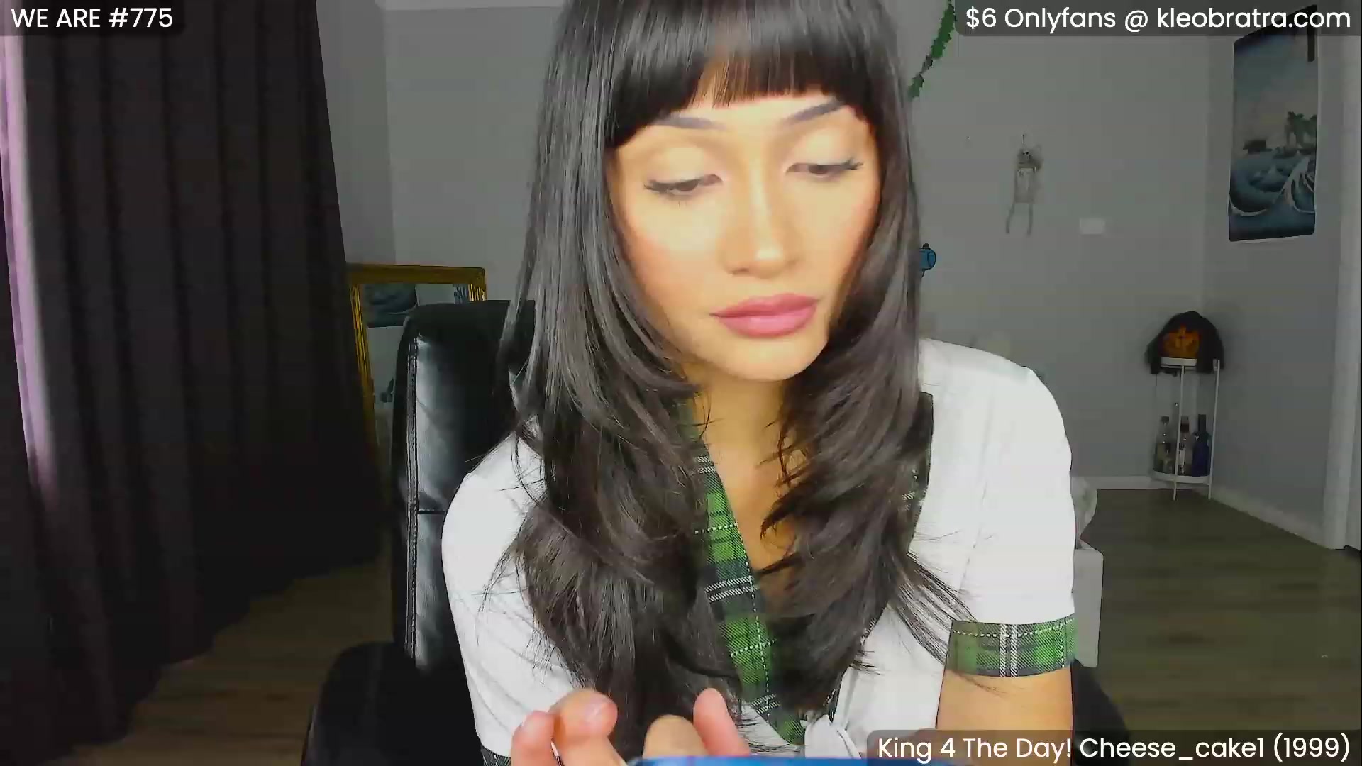 Gallery image thumbnail from KleoBratra's myfreecams stream on, 10/08/2023, 04:36 image 10 of 20