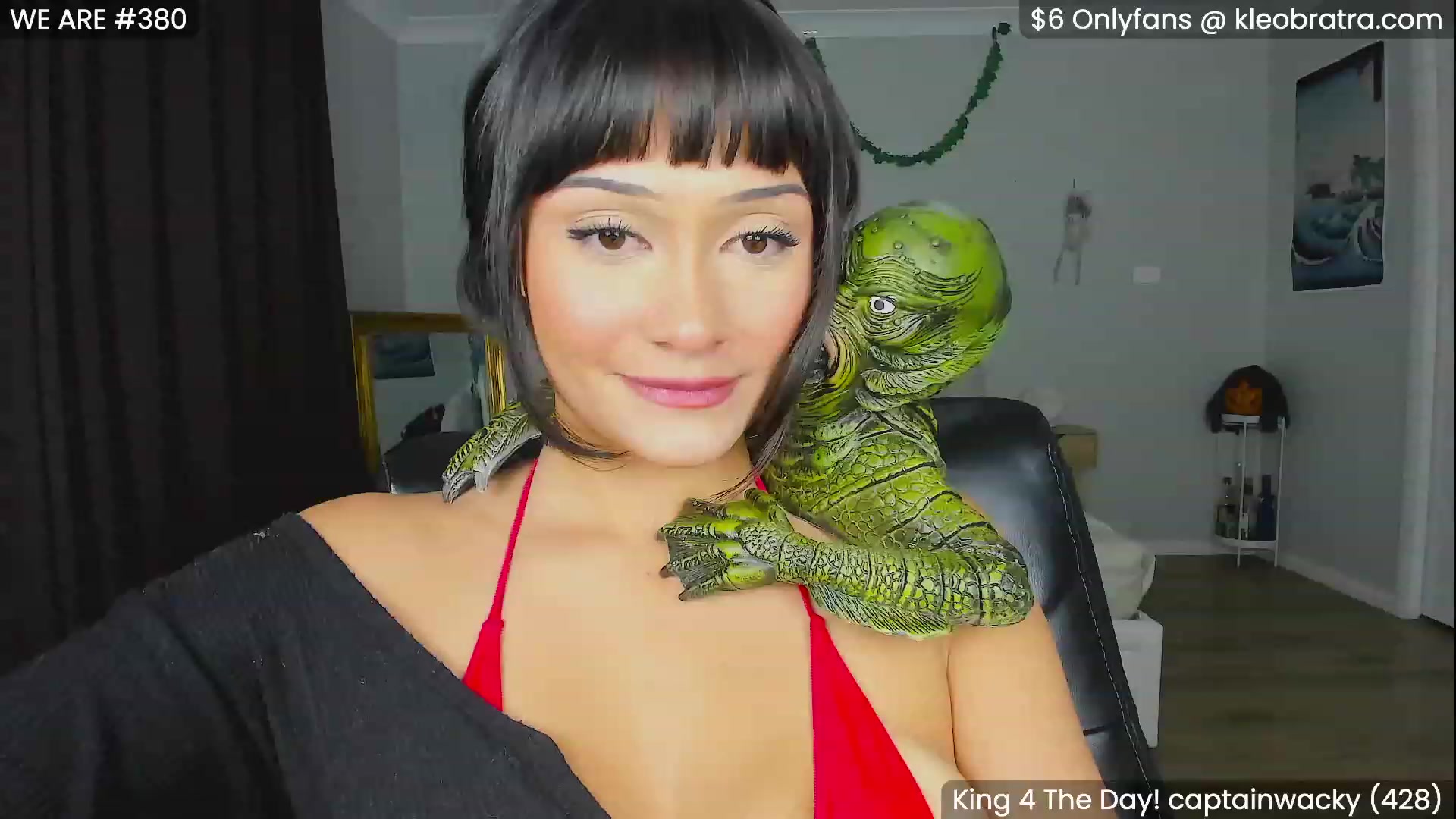 Gallery image thumbnail from KleoBratra's myfreecams stream on, 10/10/2023, 11:47 image 12 of 20