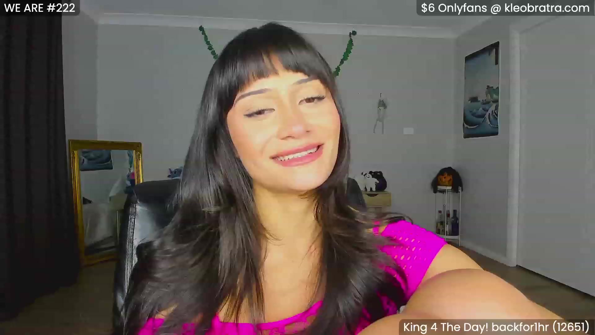 Gallery image thumbnail from KleoBratra's myfreecams stream on, 10/14/2023, 12:34 image 13 of 20