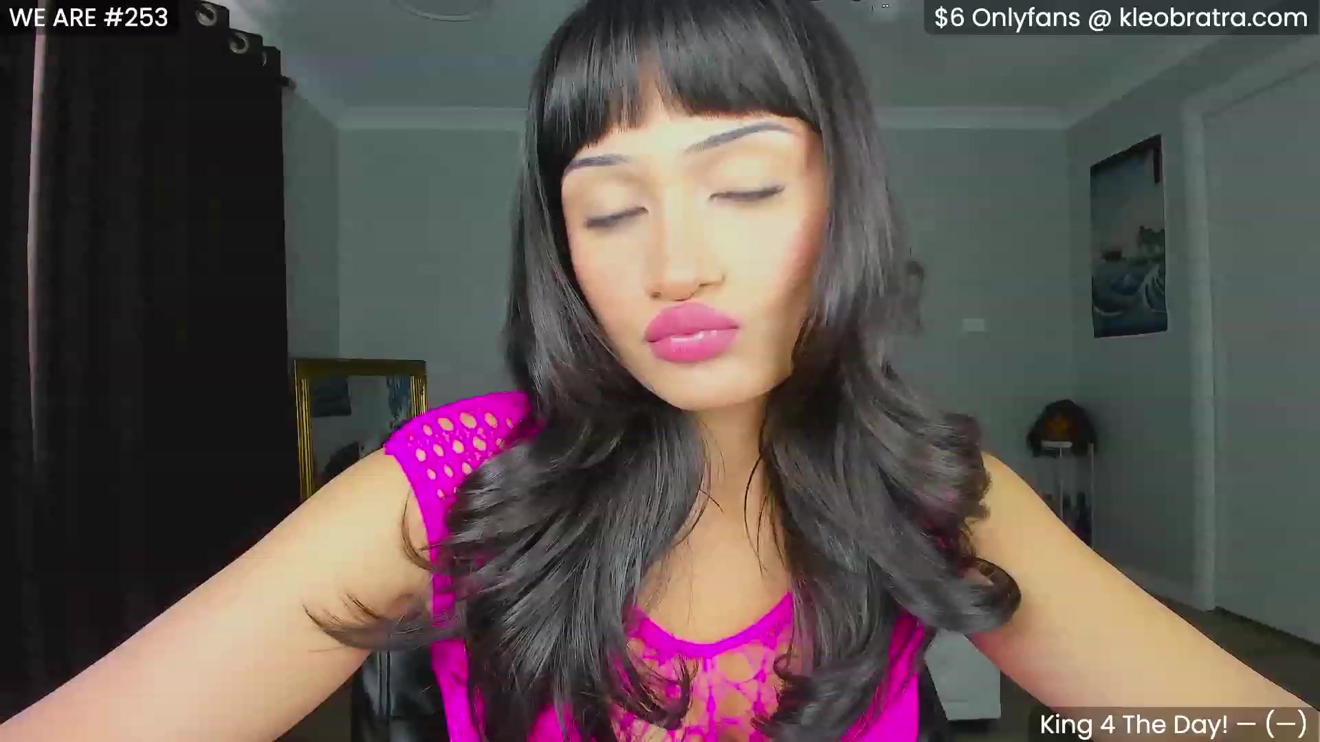 Gallery image thumbnail from KleoBratra's myfreecams stream on, 10/16/2023, 23:14 image 4 of 20