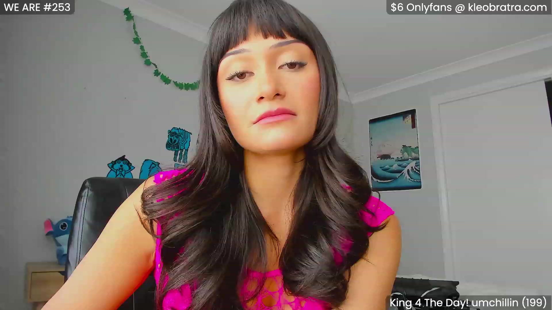 Gallery image thumbnail from KleoBratra's myfreecams stream on, 10/17/2023, 24:02 image 8 of 20
