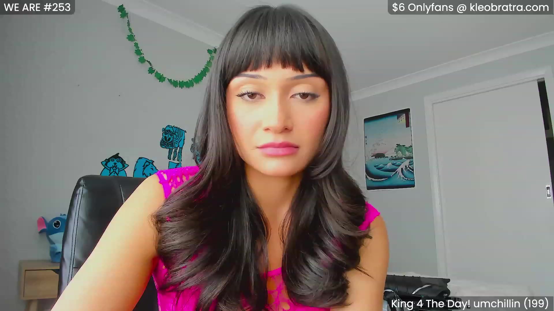 Gallery image thumbnail from KleoBratra's myfreecams stream on, 10/17/2023, 24:02 image 11 of 20