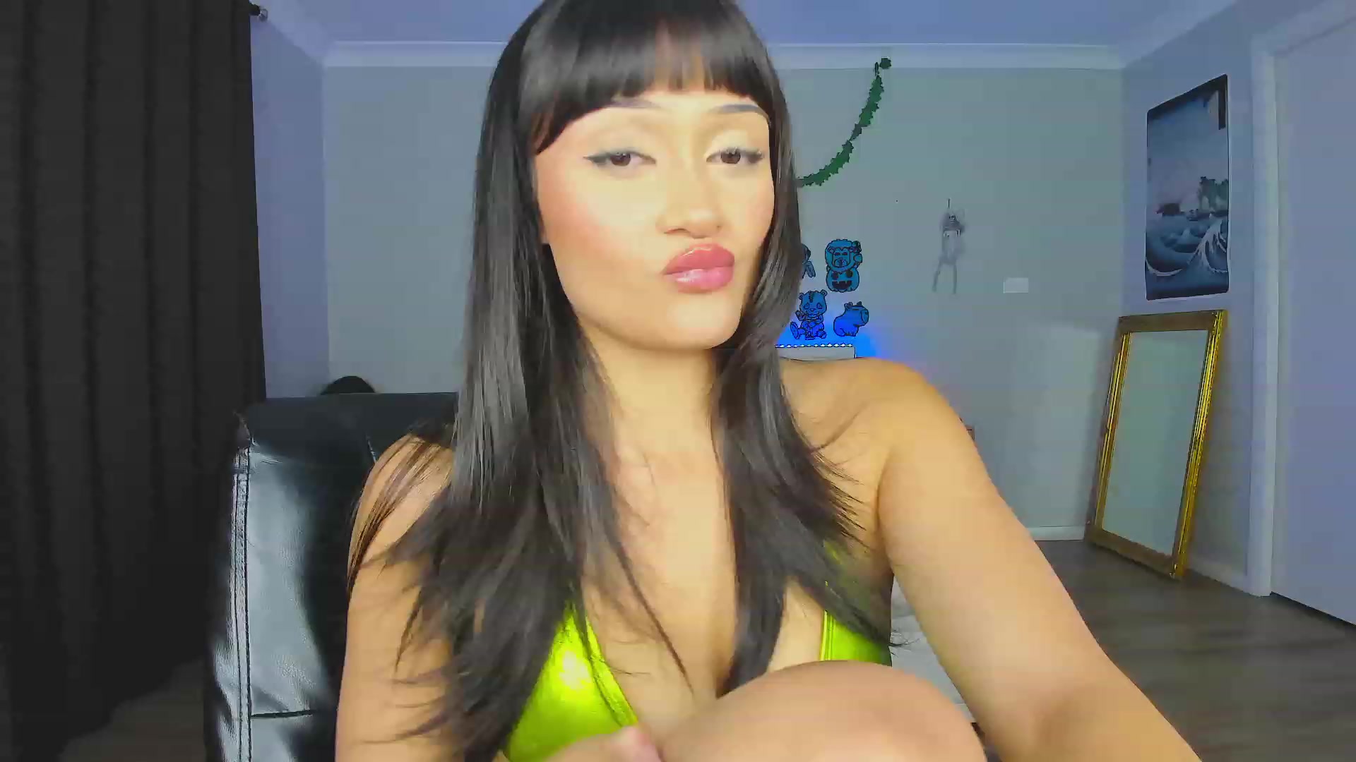Gallery image thumbnail from KleoBratra's myfreecams stream on, 10/24/2023, 08:17 image 9 of 20