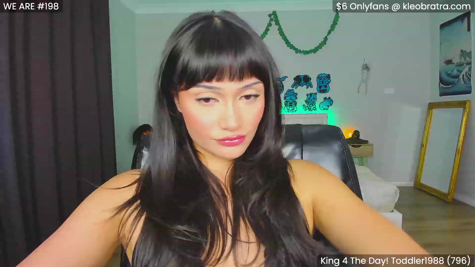 Gallery image thumbnail from KleoBratra's myfreecams stream on, 10/25/2023, 07:55 image 13 of 20