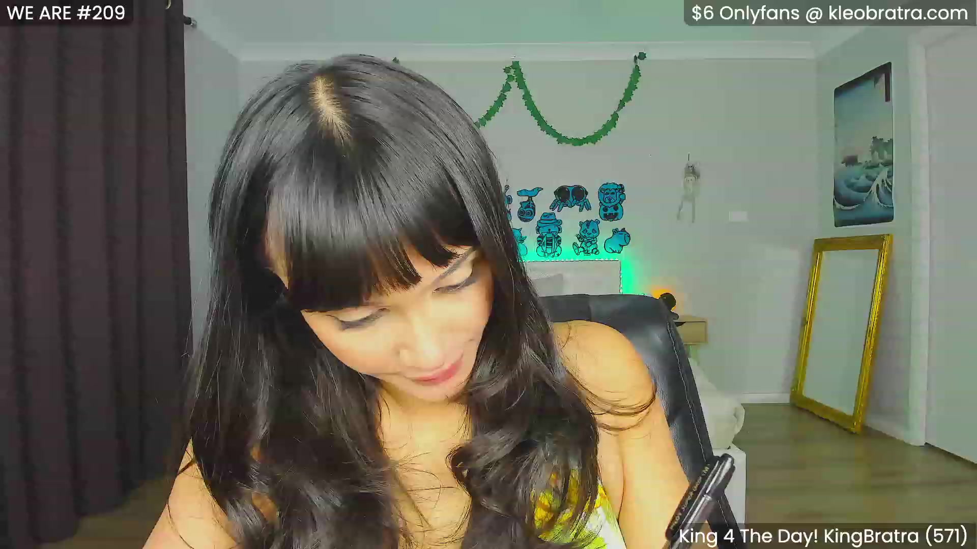 Gallery image thumbnail from KleoBratra's myfreecams stream on, 10/26/2023, 13:30 image 14 of 20