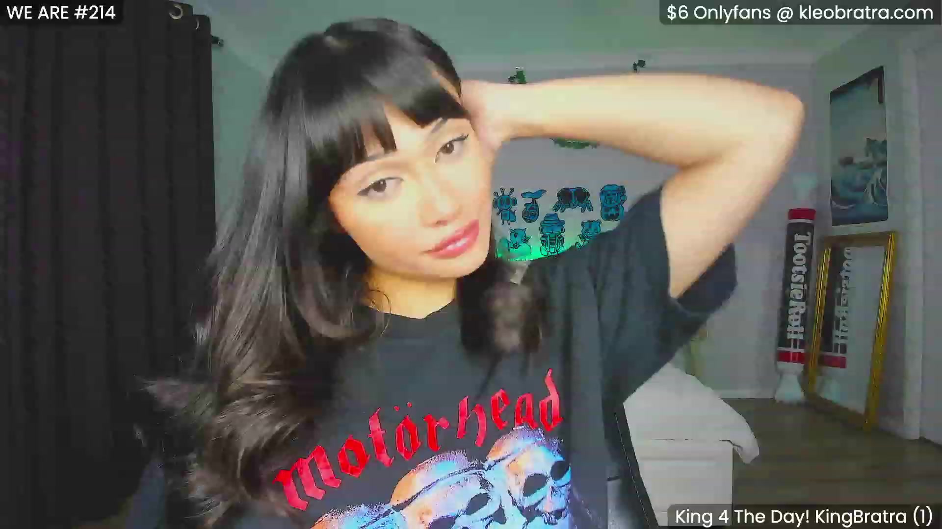 Gallery image thumbnail from KleoBratra's myfreecams stream on, 10/29/2023, 13:40 image 8 of 20