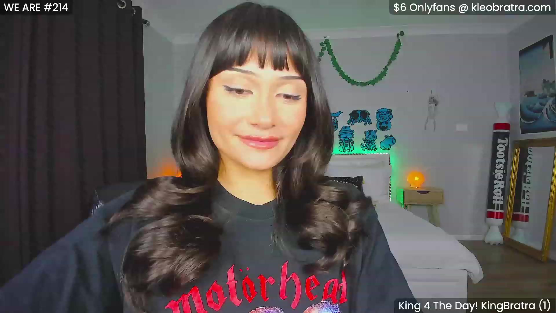 Gallery image thumbnail from KleoBratra's myfreecams stream on, 10/29/2023, 13:40 image 17 of 20