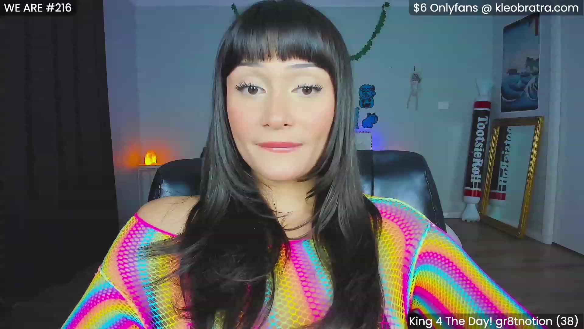 Gallery image thumbnail from KleoBratra's myfreecams stream on, 10/30/2023, 04:53 image 11 of 20