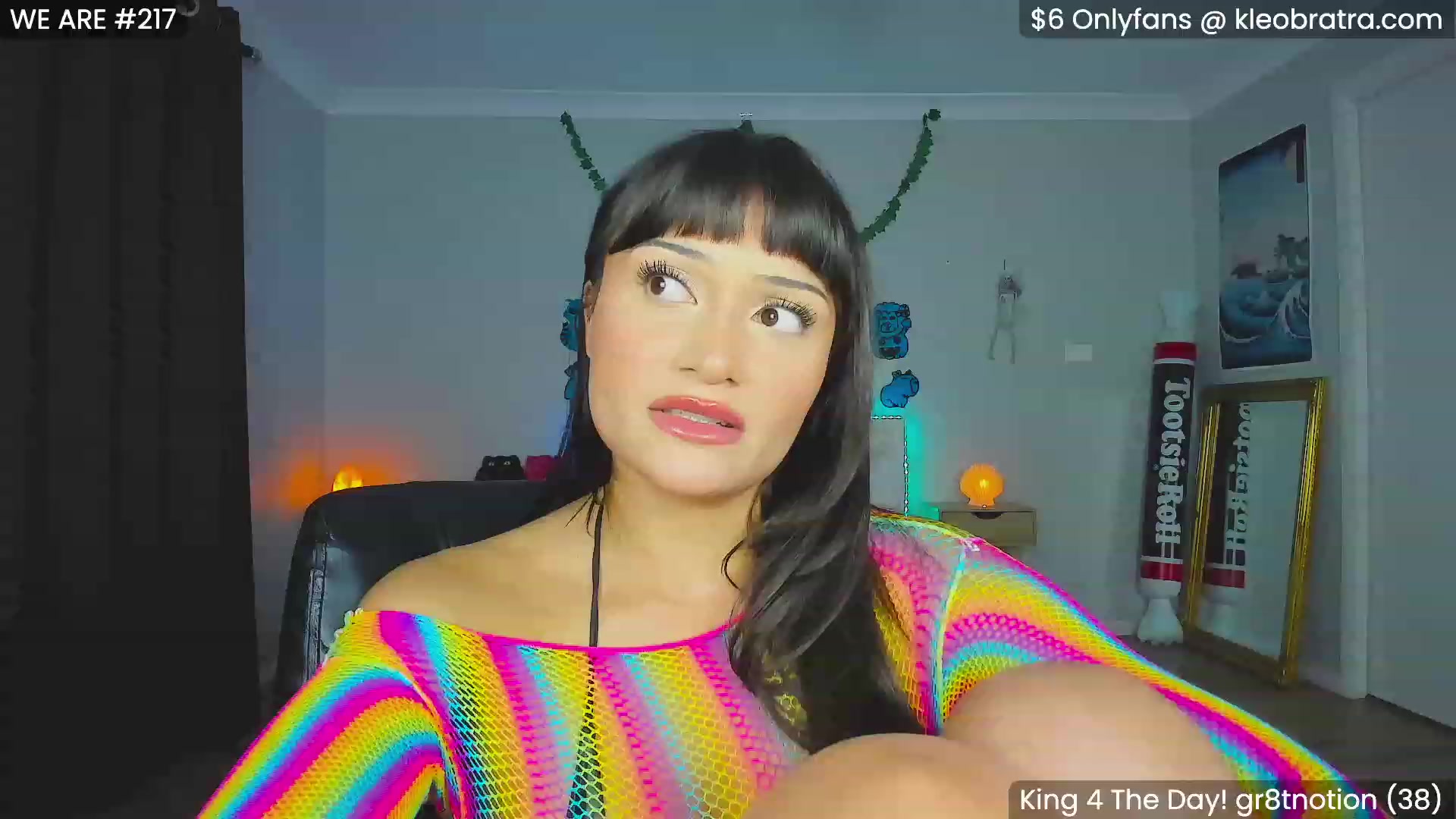 Gallery image thumbnail from KleoBratra's myfreecams stream on, 10/30/2023, 05:21 image 19 of 20