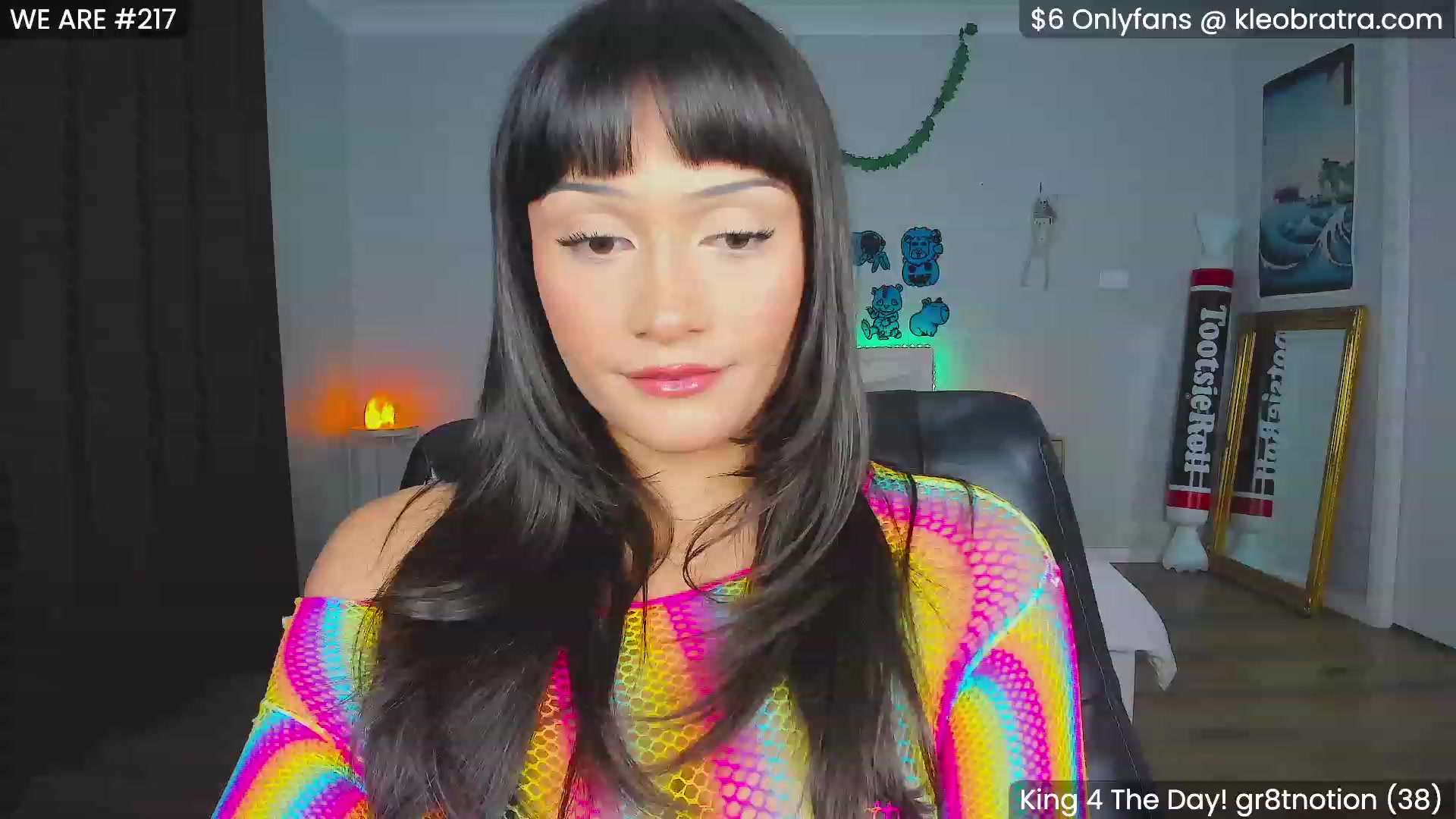 Gallery image thumbnail from KleoBratra's myfreecams stream on, 10/30/2023, 05:21 image 9 of 20