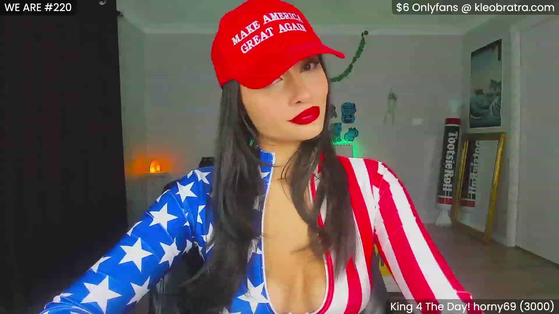 Gallery image thumbnail from KleoBratra's myfreecams stream on, 10/31/2023, 14:39 image 16 of 20