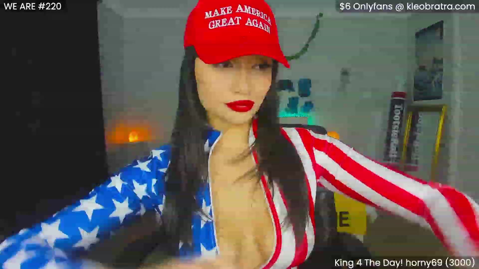 Gallery image thumbnail from KleoBratra's myfreecams stream on, 10/31/2023, 14:39 image 12 of 20