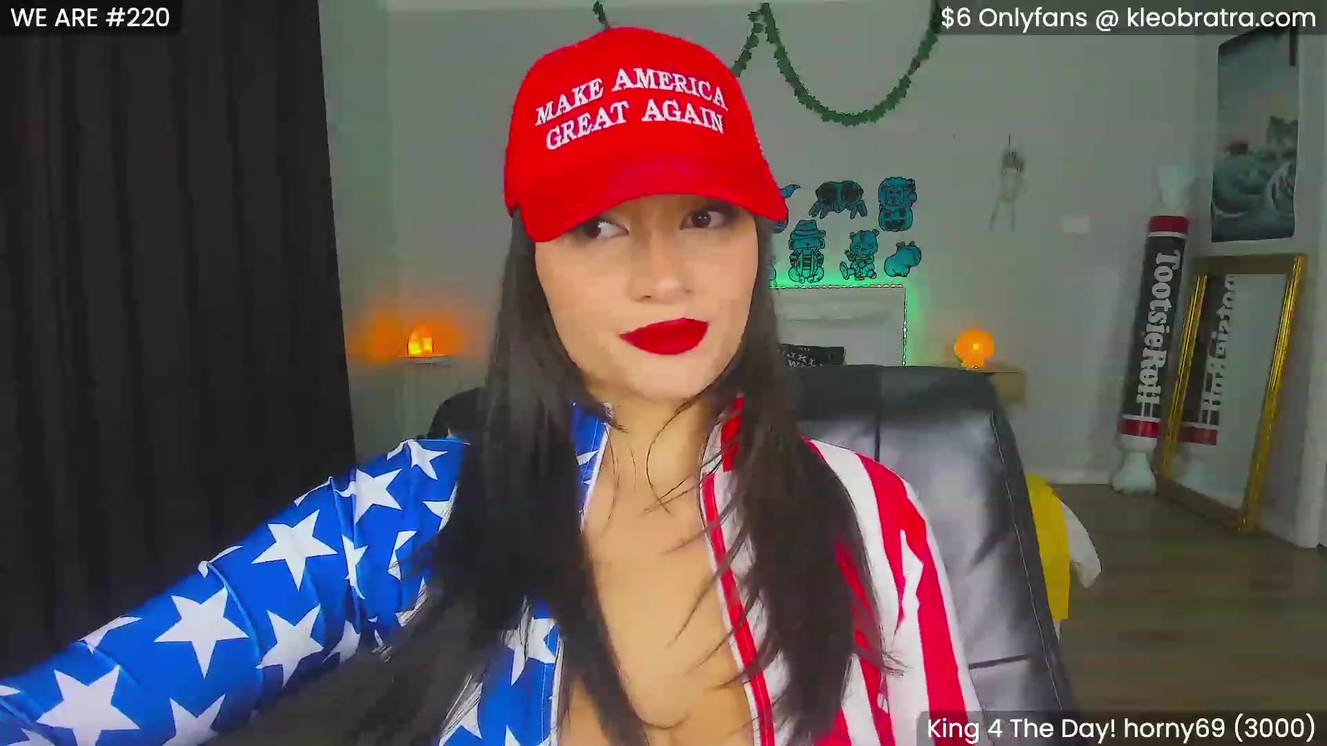 Gallery image thumbnail from KleoBratra's myfreecams stream on, 10/31/2023, 14:39 image 18 of 20