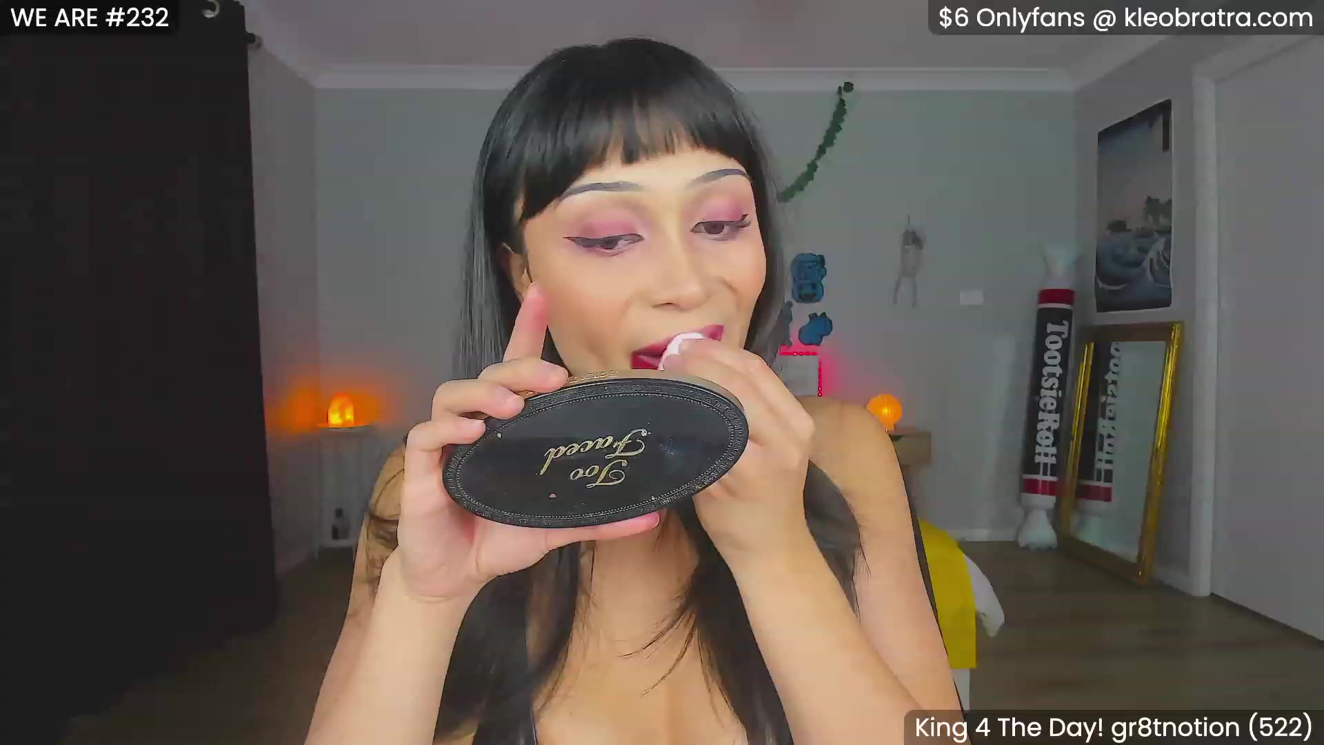 Gallery image thumbnail from KleoBratra's myfreecams stream on, 11/01/2023, 08:48 image 5 of 20