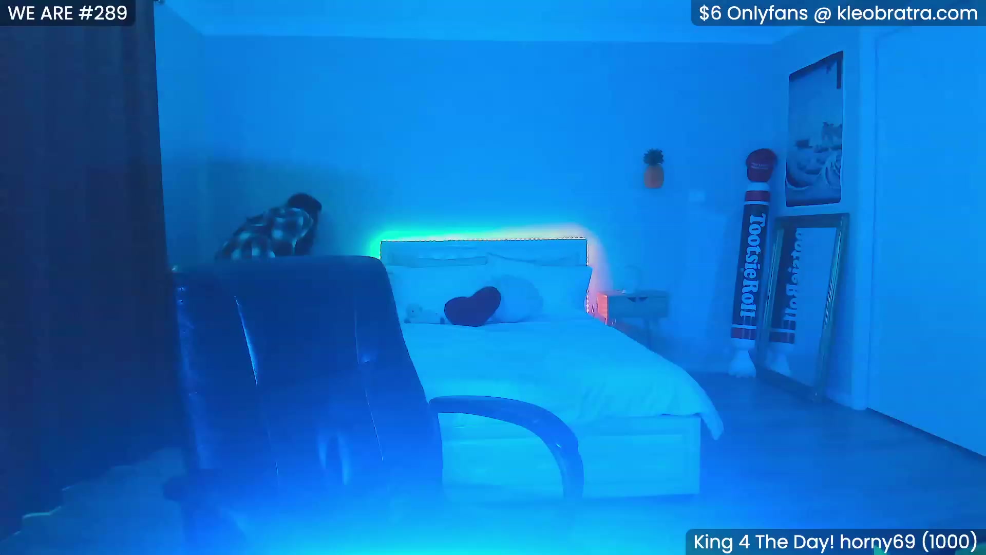 Gallery image thumbnail from KleoBratra's myfreecams stream on, 11/02/2023, 05:33 image 6 of 20