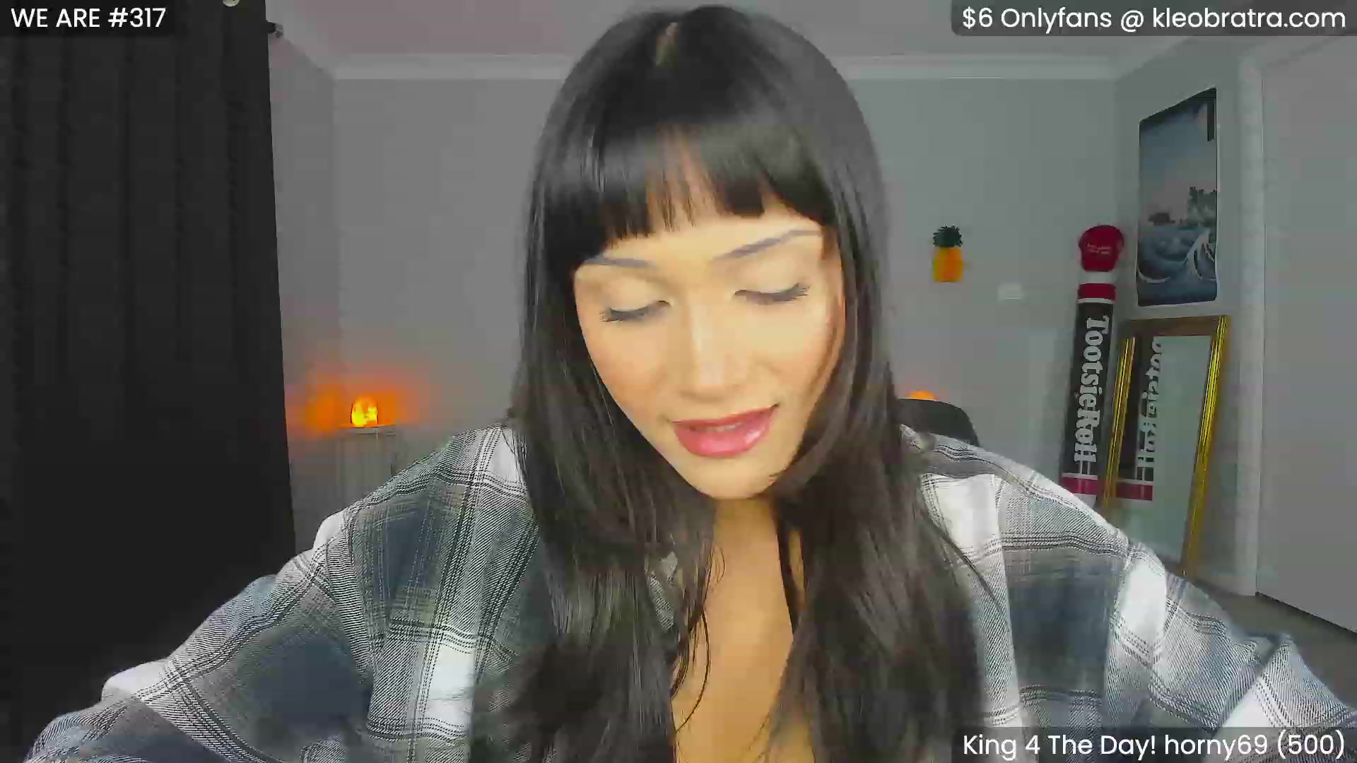 Gallery image thumbnail from KleoBratra's myfreecams stream on, 11/02/2023, 05:33 image 1 of 20
