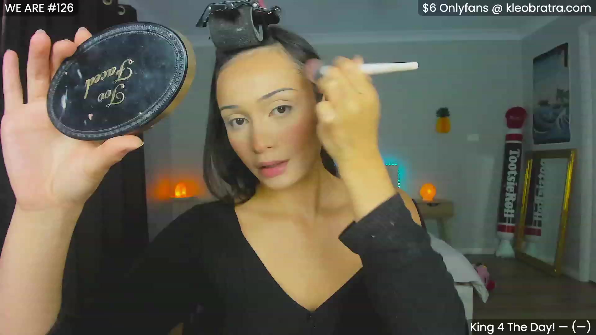 Gallery image thumbnail from KleoBratra's myfreecams stream on, 11/04/2023, 03:00 image 19 of 20