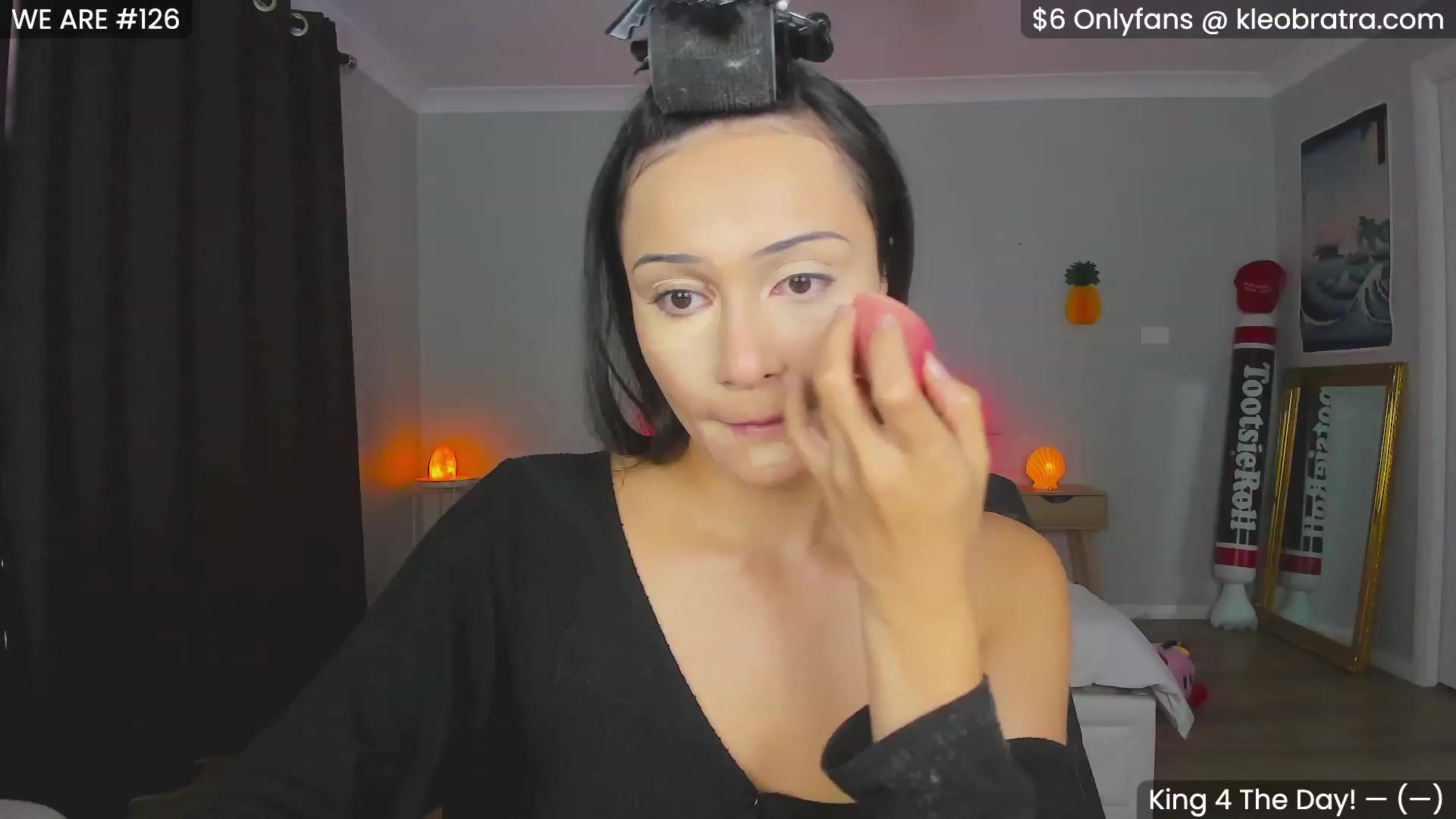 Gallery image thumbnail from KleoBratra's myfreecams stream on, 11/04/2023, 03:00 image 3 of 20