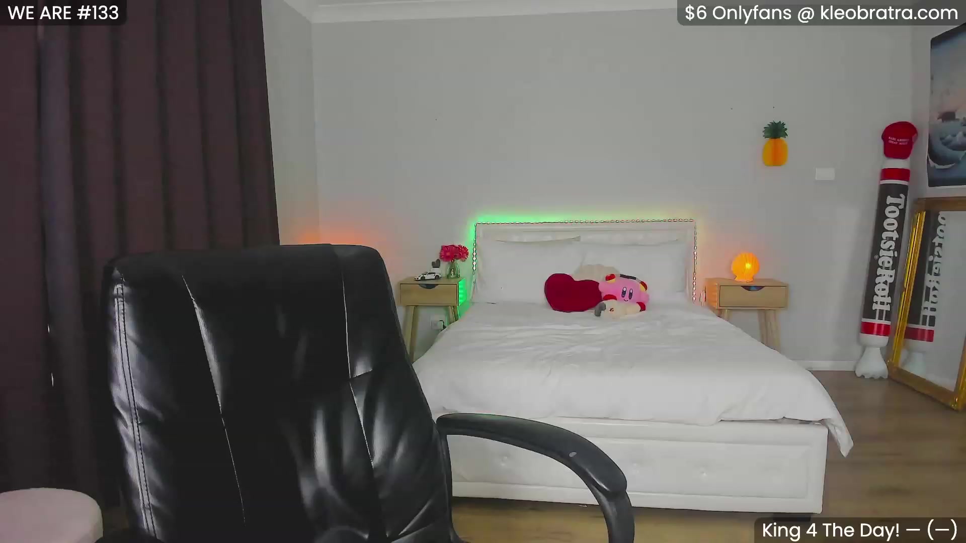 Gallery image thumbnail from KleoBratra's myfreecams stream on, 11/04/2023, 05:01 image 11 of 20