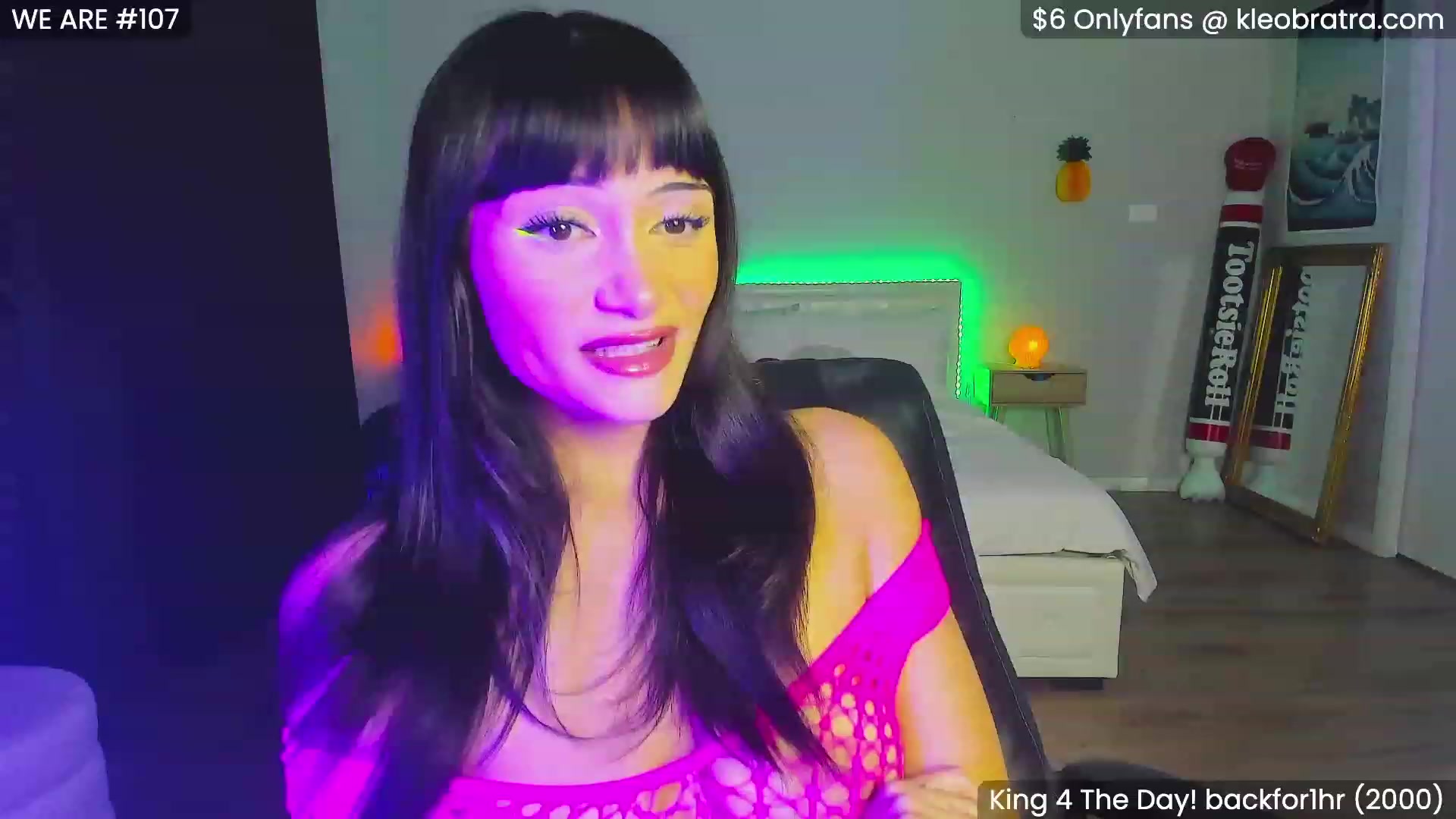 Gallery image thumbnail from KleoBratra's myfreecams stream on, 11/04/2023, 08:48 image 17 of 20