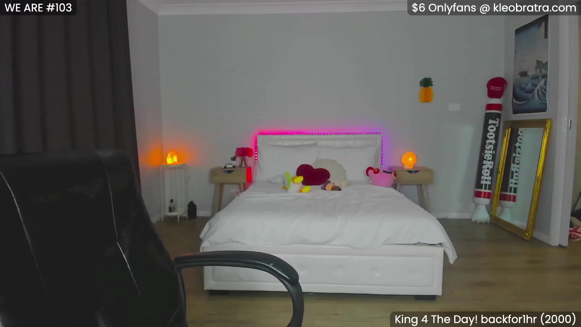 Gallery image thumbnail from KleoBratra's myfreecams stream on, 11/04/2023, 09:12 image 2 of 20