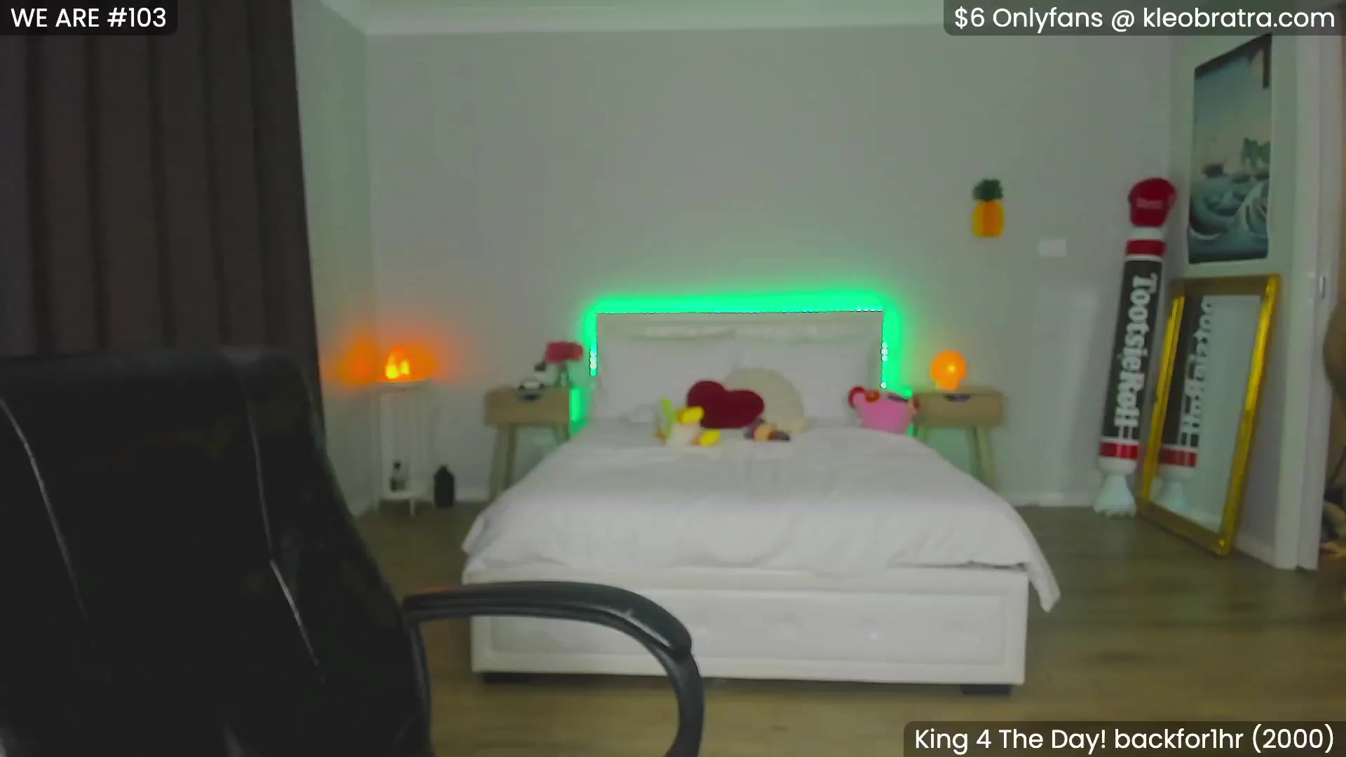 Gallery image thumbnail from KleoBratra's myfreecams stream on, 11/04/2023, 09:12 image 3 of 20