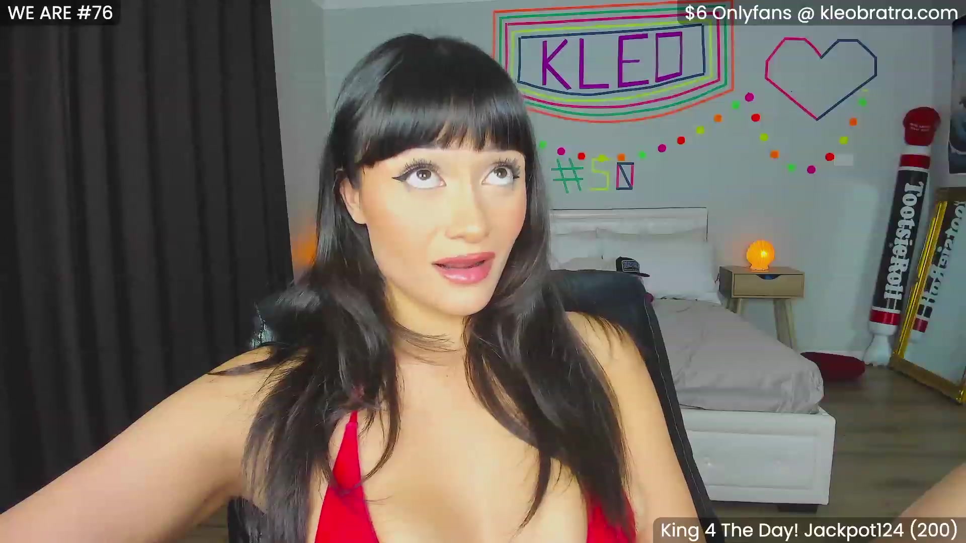 Gallery image thumbnail from KleoBratra's myfreecams stream on, 11/13/2023, 04:58 image 17 of 20