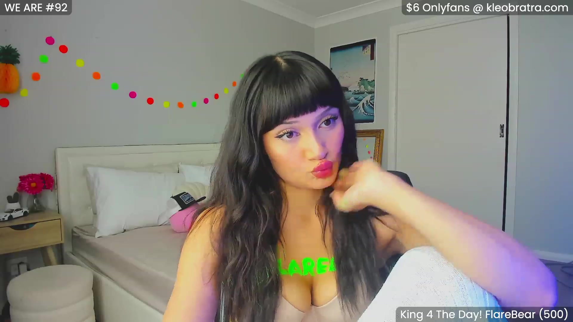 Gallery image thumbnail from KleoBratra's myfreecams stream on, 11/16/2023, 04:26 image 10 of 20