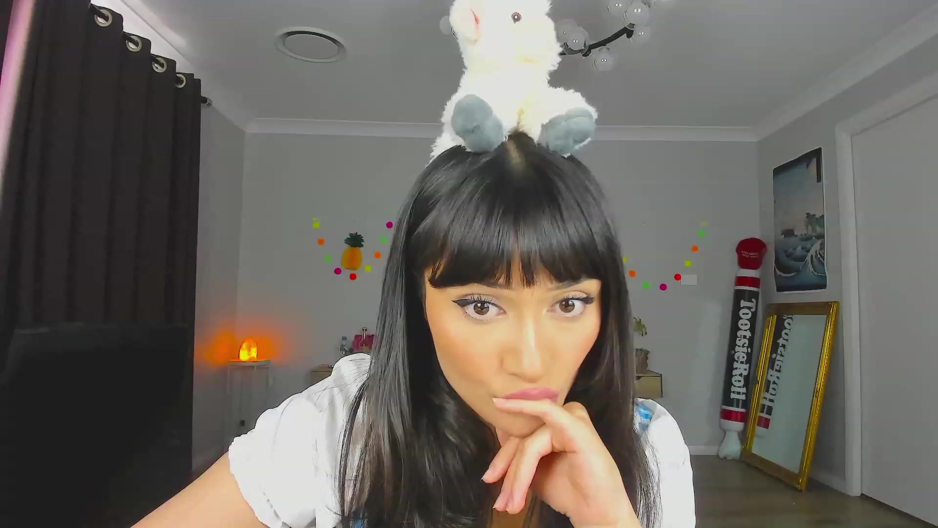 Gallery image thumbnail from KleoBratra's myfreecams stream on, 11/21/2023, 03:32 image 12 of 20