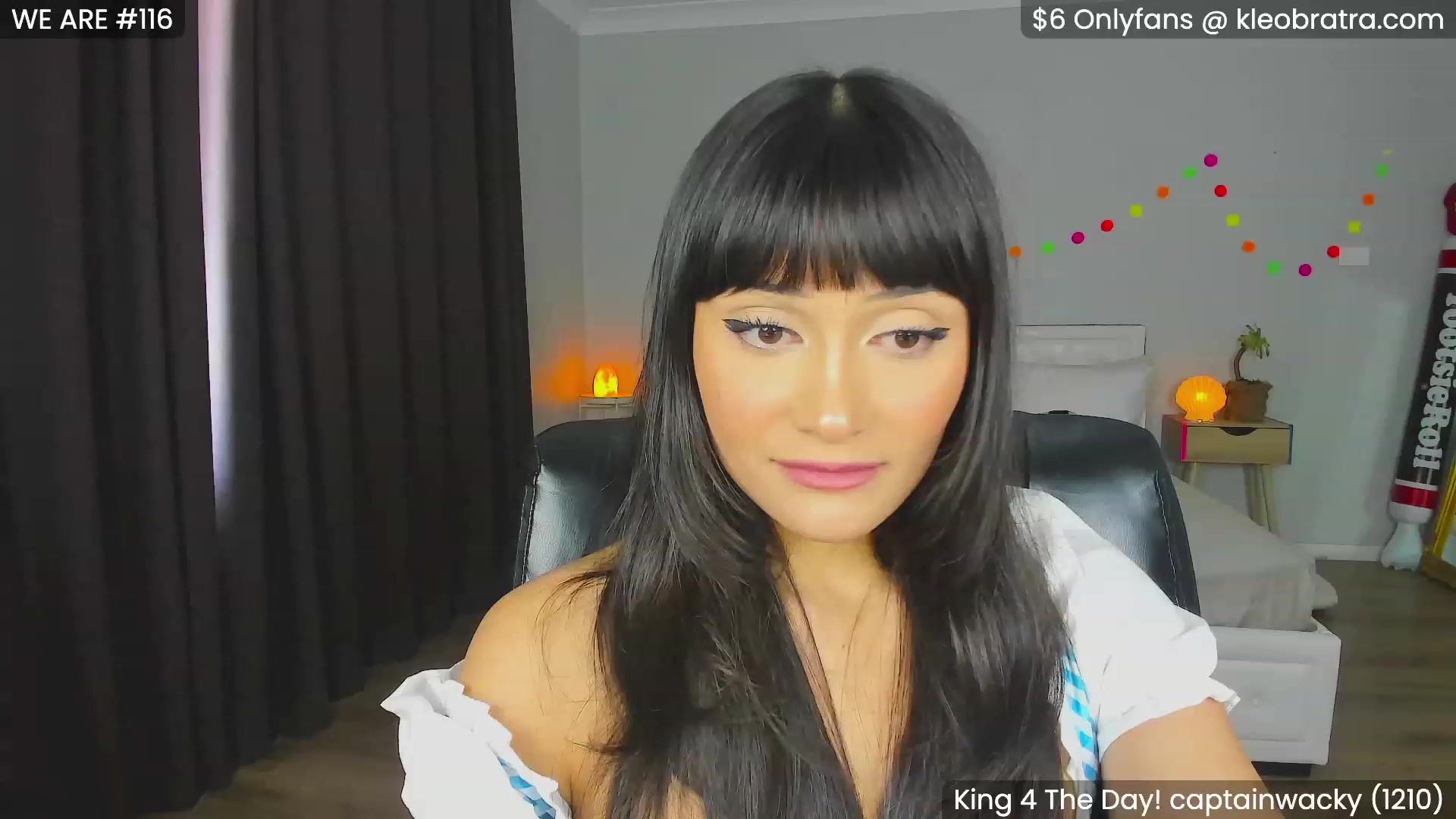 Gallery image thumbnail from KleoBratra's myfreecams stream on, 11/21/2023, 05:11 image 12 of 20
