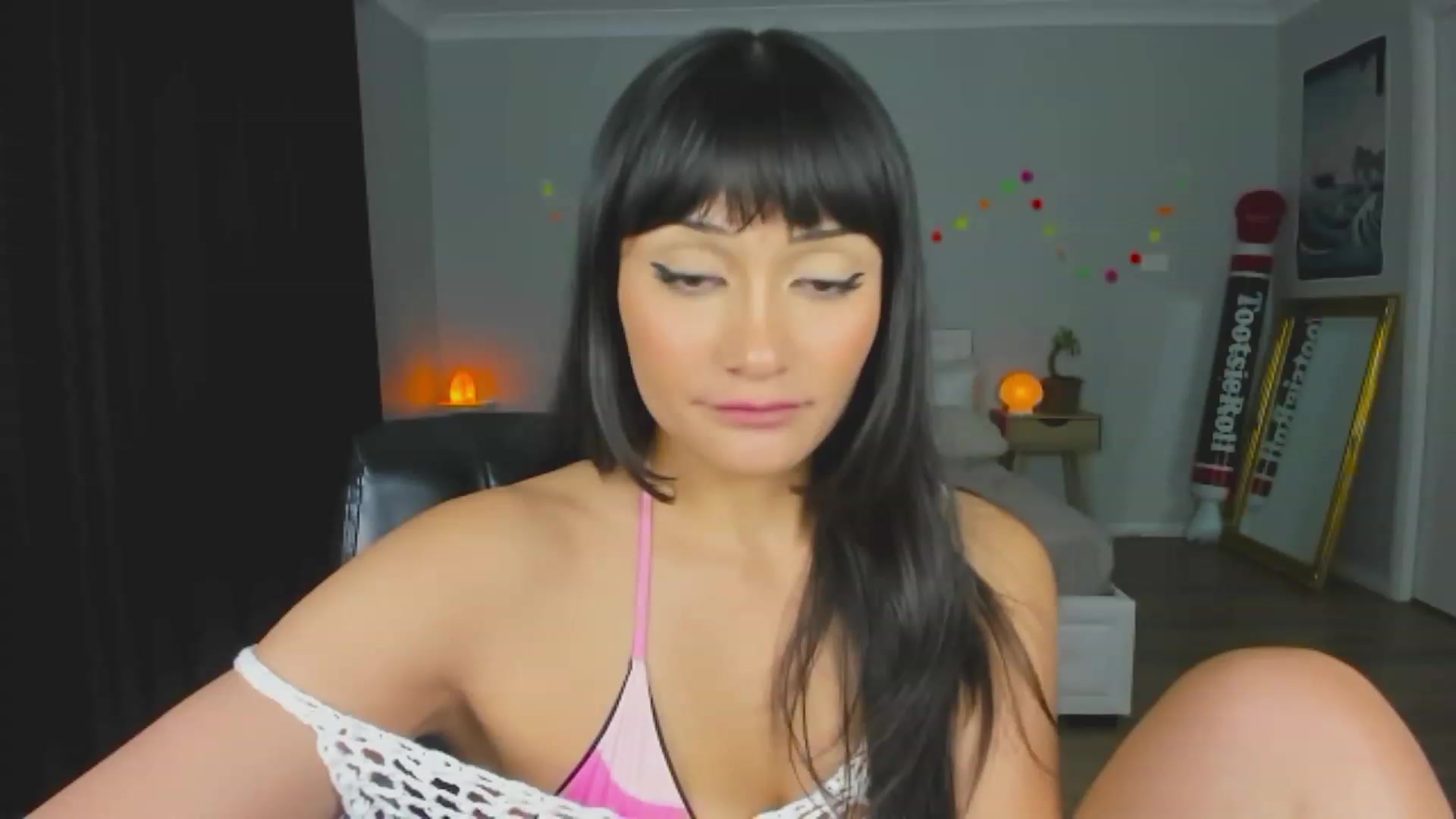 Gallery image thumbnail from KleoBratra's myfreecams stream on, 11/21/2023, 10:41 image 7 of 20