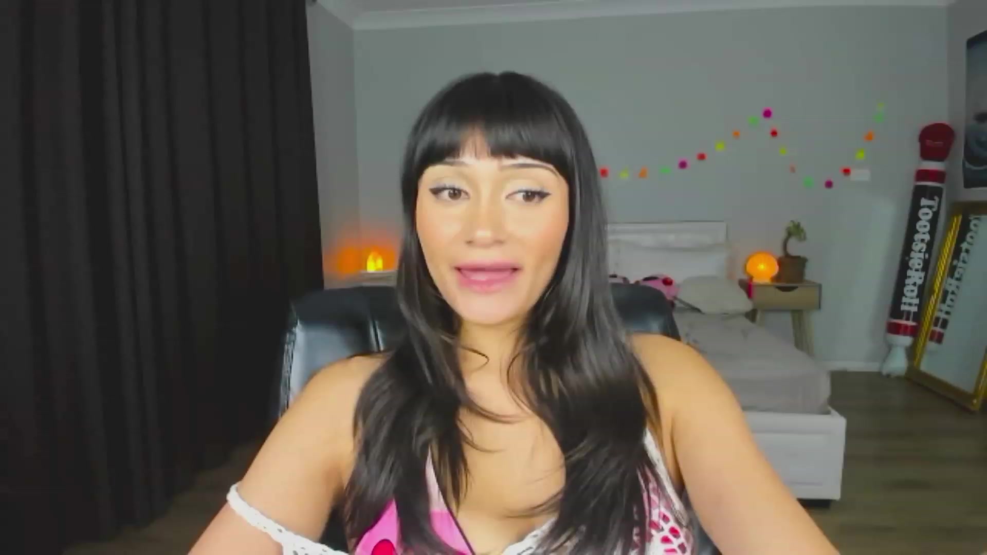 Gallery image thumbnail from KleoBratra's myfreecams stream on, 11/21/2023, 10:41 image 18 of 20