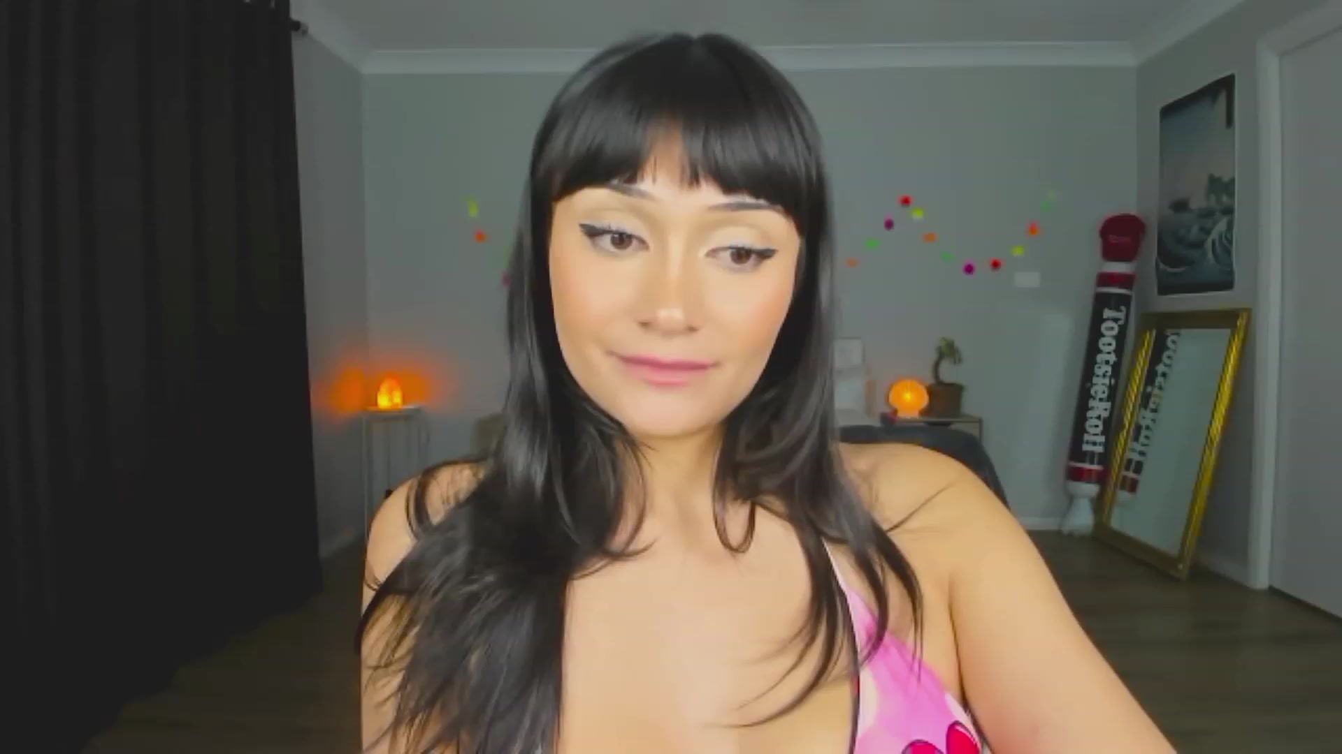 Gallery image thumbnail from KleoBratra's myfreecams stream on, 11/21/2023, 11:31 image 8 of 20