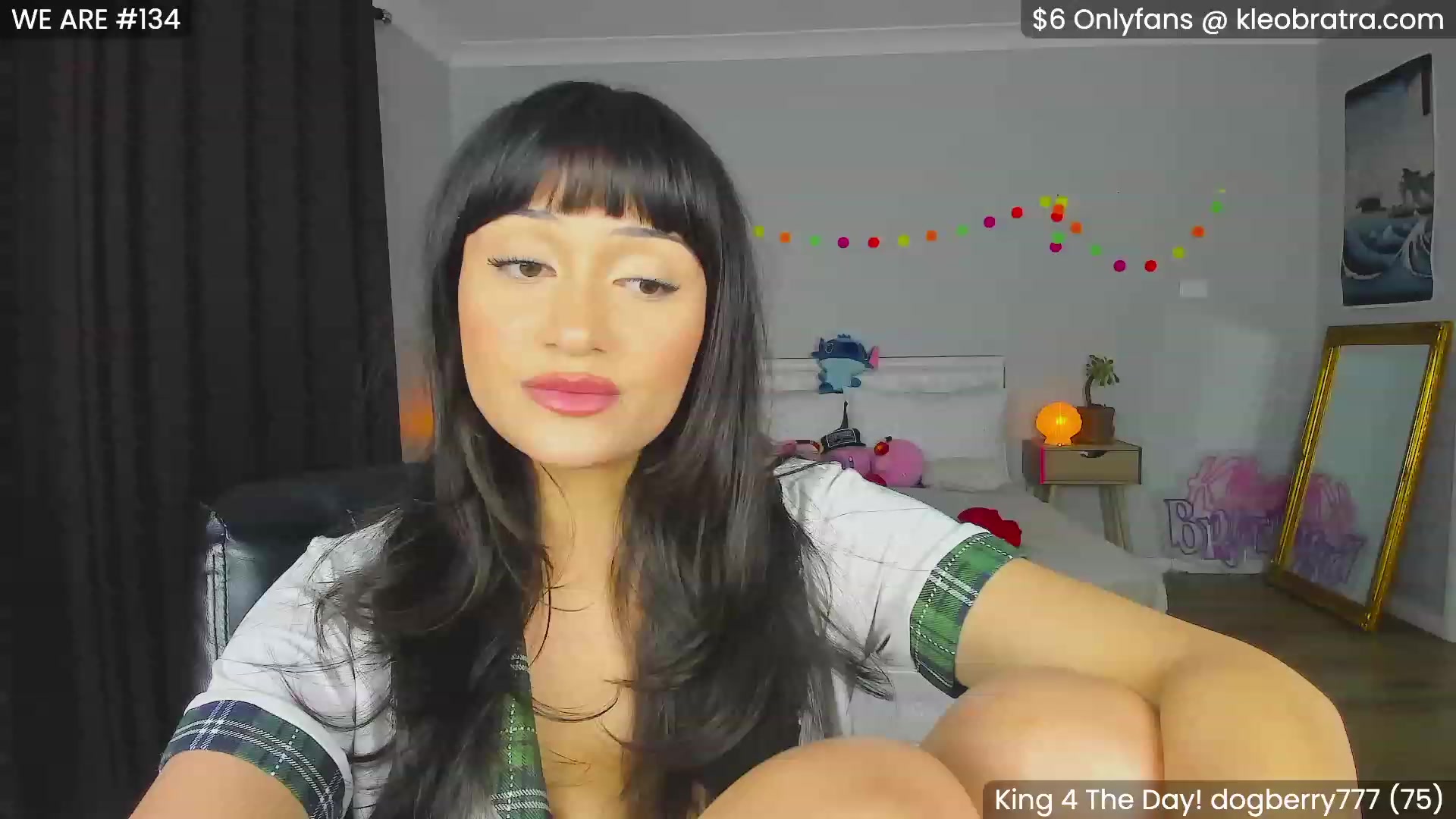 Gallery image thumbnail from KleoBratra's myfreecams stream on, 11/27/2023, 03:21 image 7 of 20