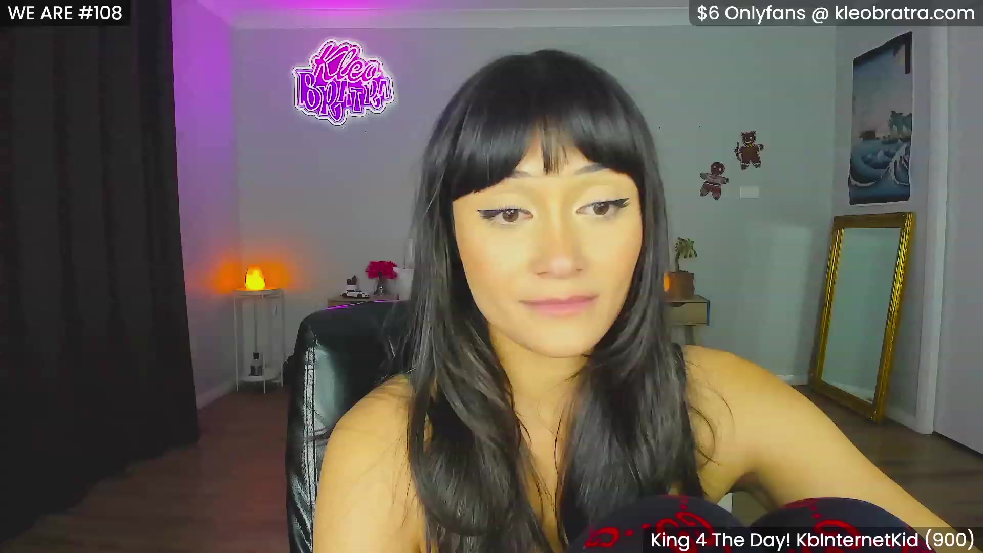 Gallery image thumbnail from KleoBratra's myfreecams stream on, 12/01/2023, 13:41 image 11 of 20