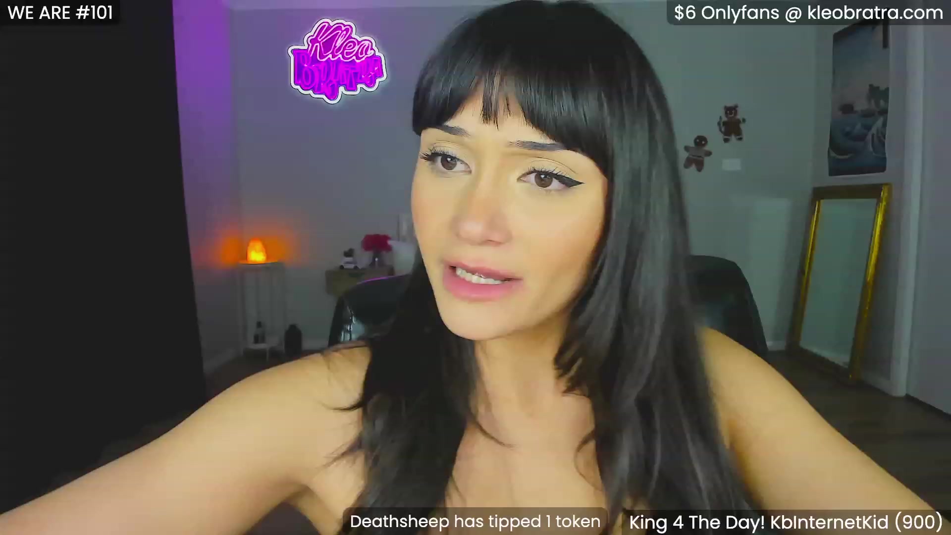 Gallery image thumbnail from KleoBratra's myfreecams stream on, 12/01/2023, 13:41 image 5 of 20