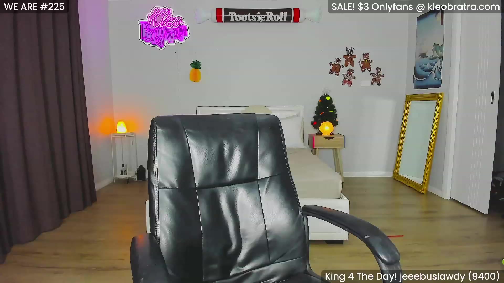 Gallery image thumbnail from KleoBratra's myfreecams stream on, 12/05/2023, 12:55 image 14 of 20