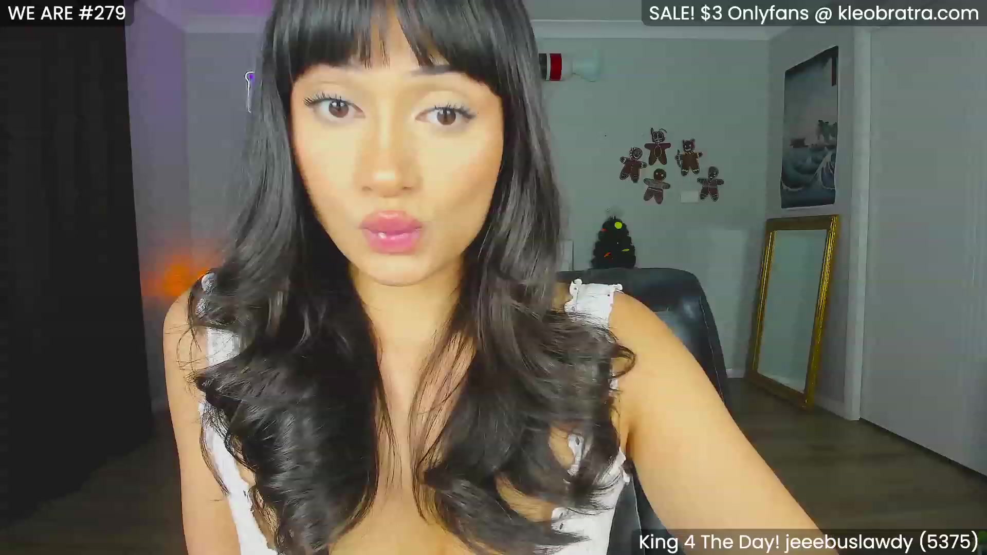 Gallery image thumbnail from KleoBratra's myfreecams stream on, 12/05/2023, 12:55 image 2 of 20