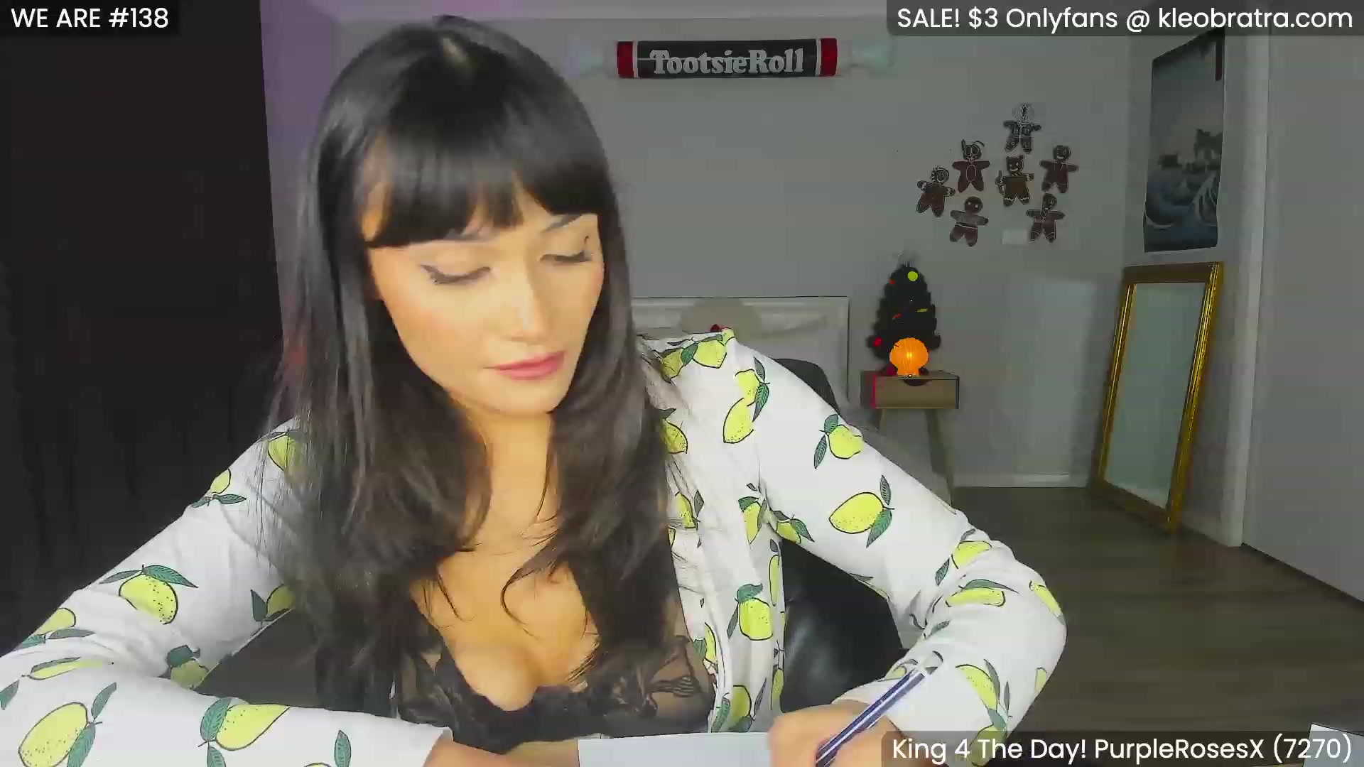 Gallery image thumbnail from KleoBratra's myfreecams stream on, 12/06/2023, 12:05 image 8 of 20