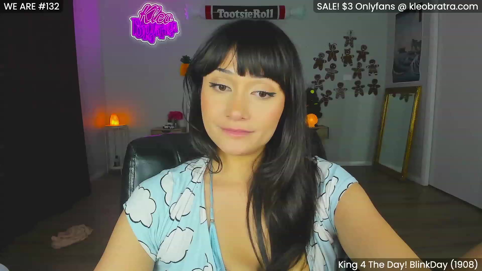 Gallery image thumbnail from KleoBratra's myfreecams stream on, 12/07/2023, 12:02 image 12 of 20