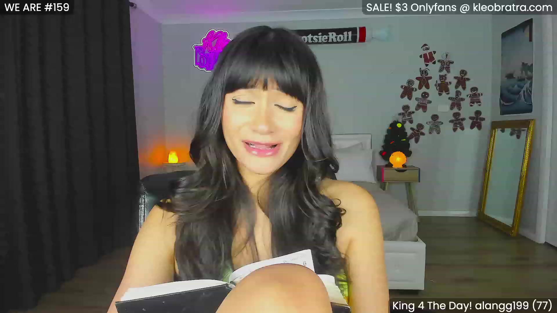 Gallery image thumbnail from KleoBratra's myfreecams stream on, 12/08/2023, 11:05 image 6 of 20