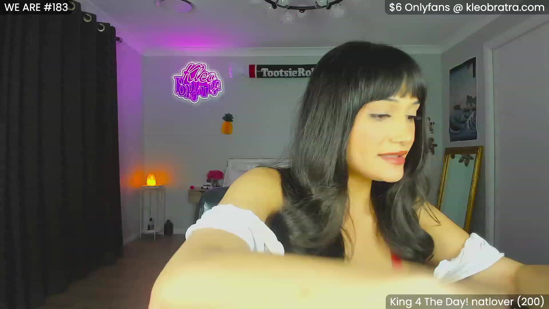 Gallery image thumbnail from KleoBratra's myfreecams stream on, 12/10/2023, 11:24 image 12 of 20