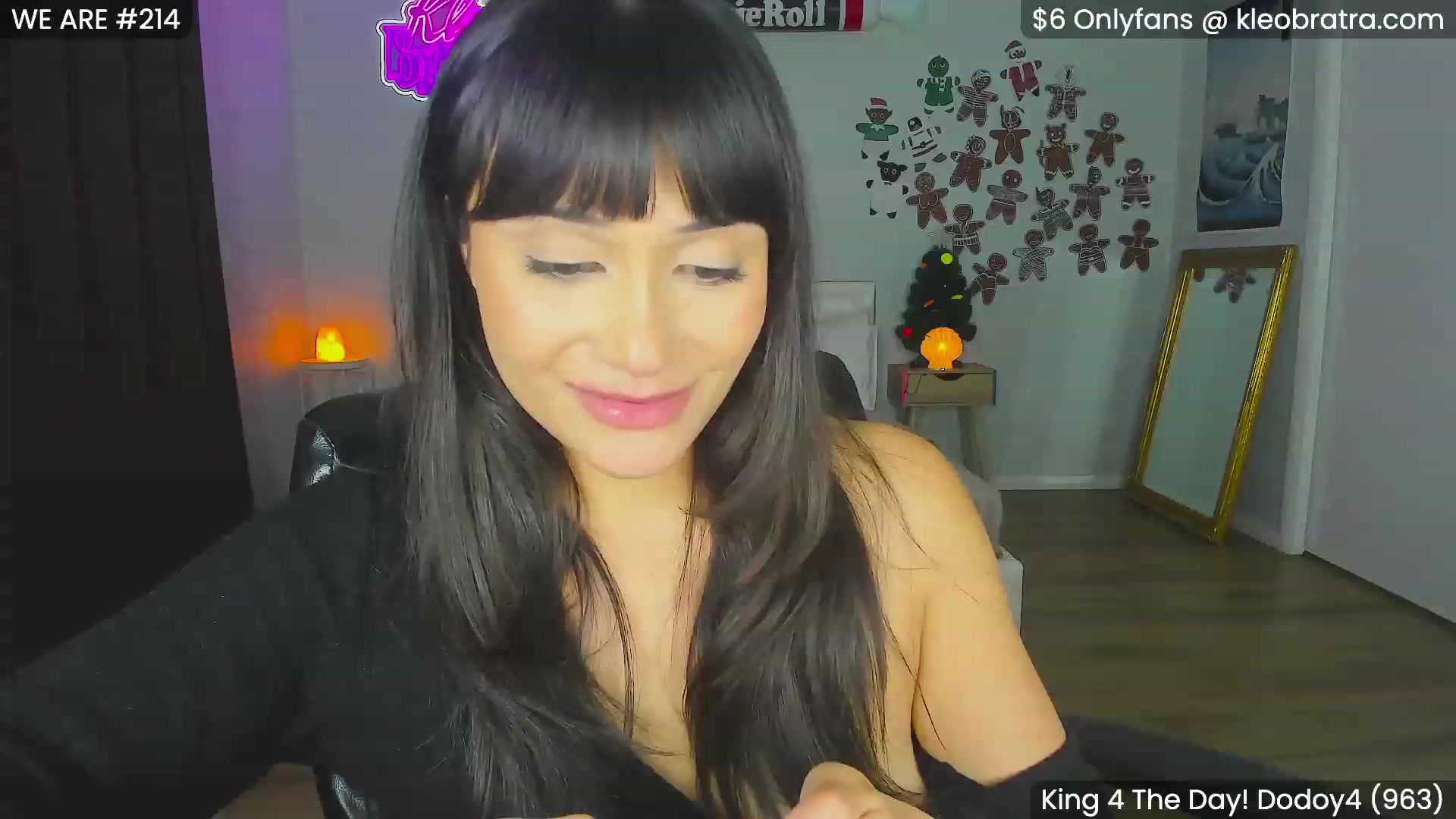 Gallery image thumbnail from KleoBratra's myfreecams stream on, 12/16/2023, 17:01 image 8 of 20