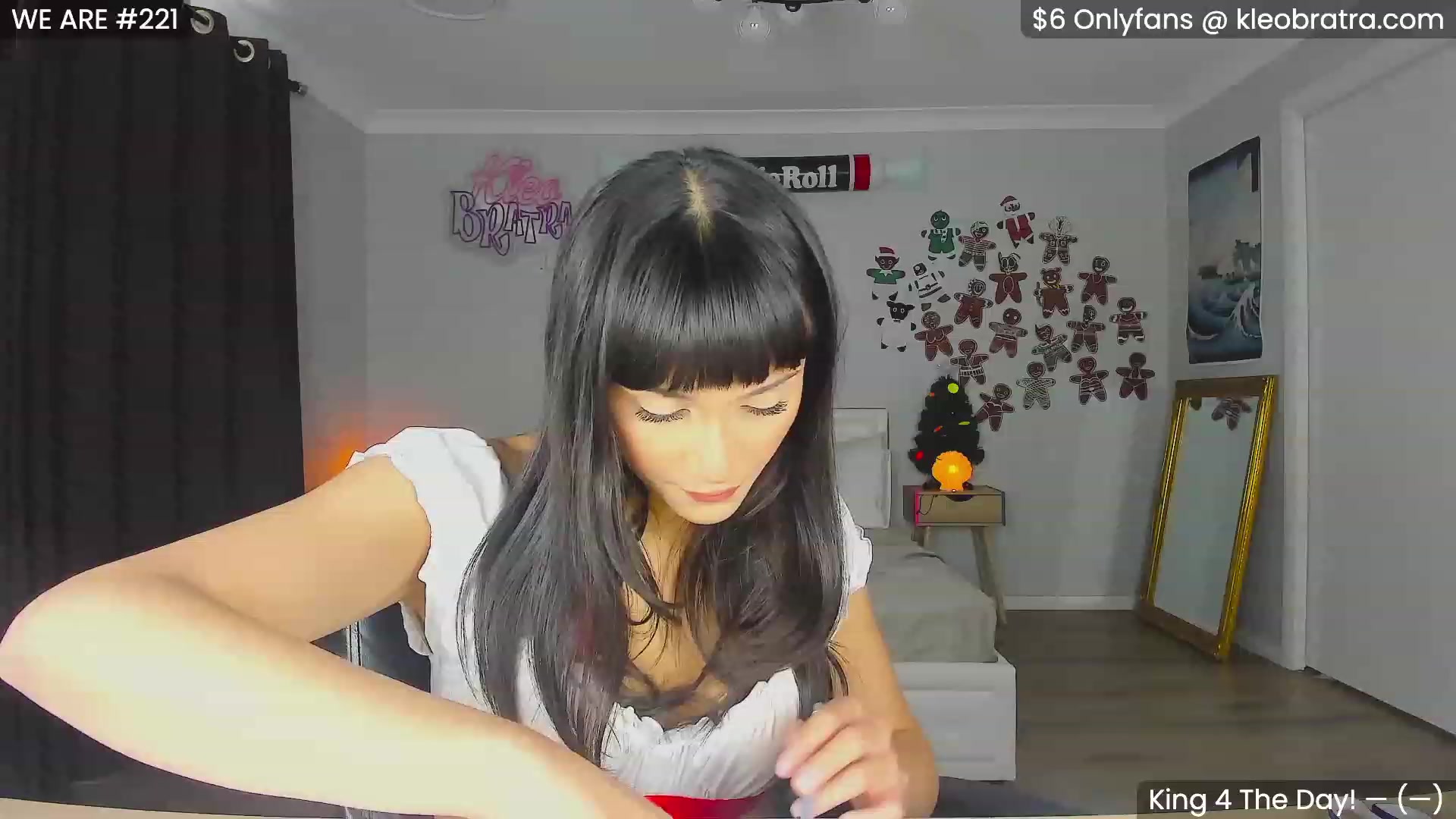 Gallery image thumbnail from KleoBratra's myfreecams stream on, 12/17/2023, 02:09 image 13 of 20