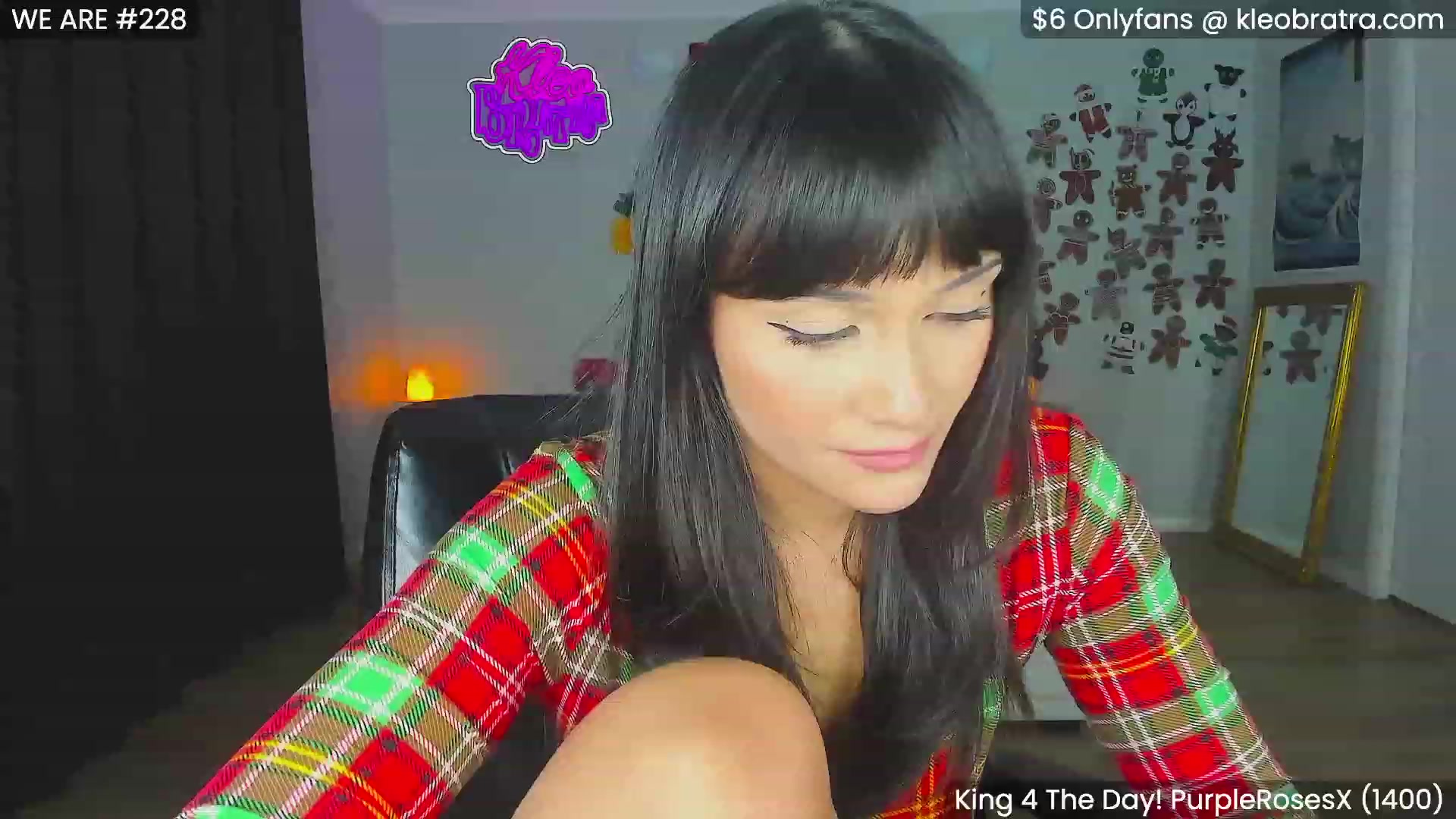 Gallery image thumbnail from KleoBratra's myfreecams stream on, 12/19/2023, 11:09 image 10 of 20