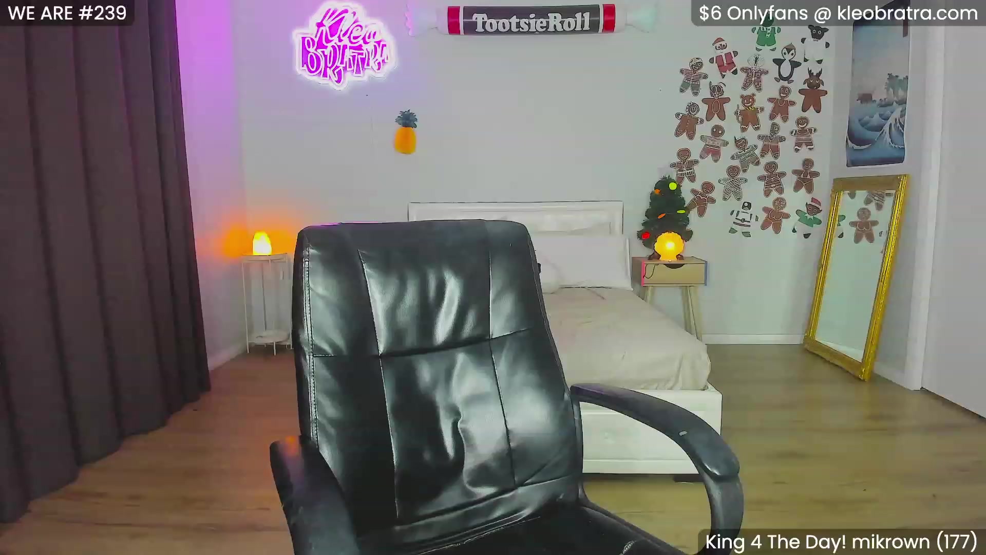 Gallery image thumbnail from KleoBratra's myfreecams stream on, 12/20/2023, 09:28 image 13 of 20