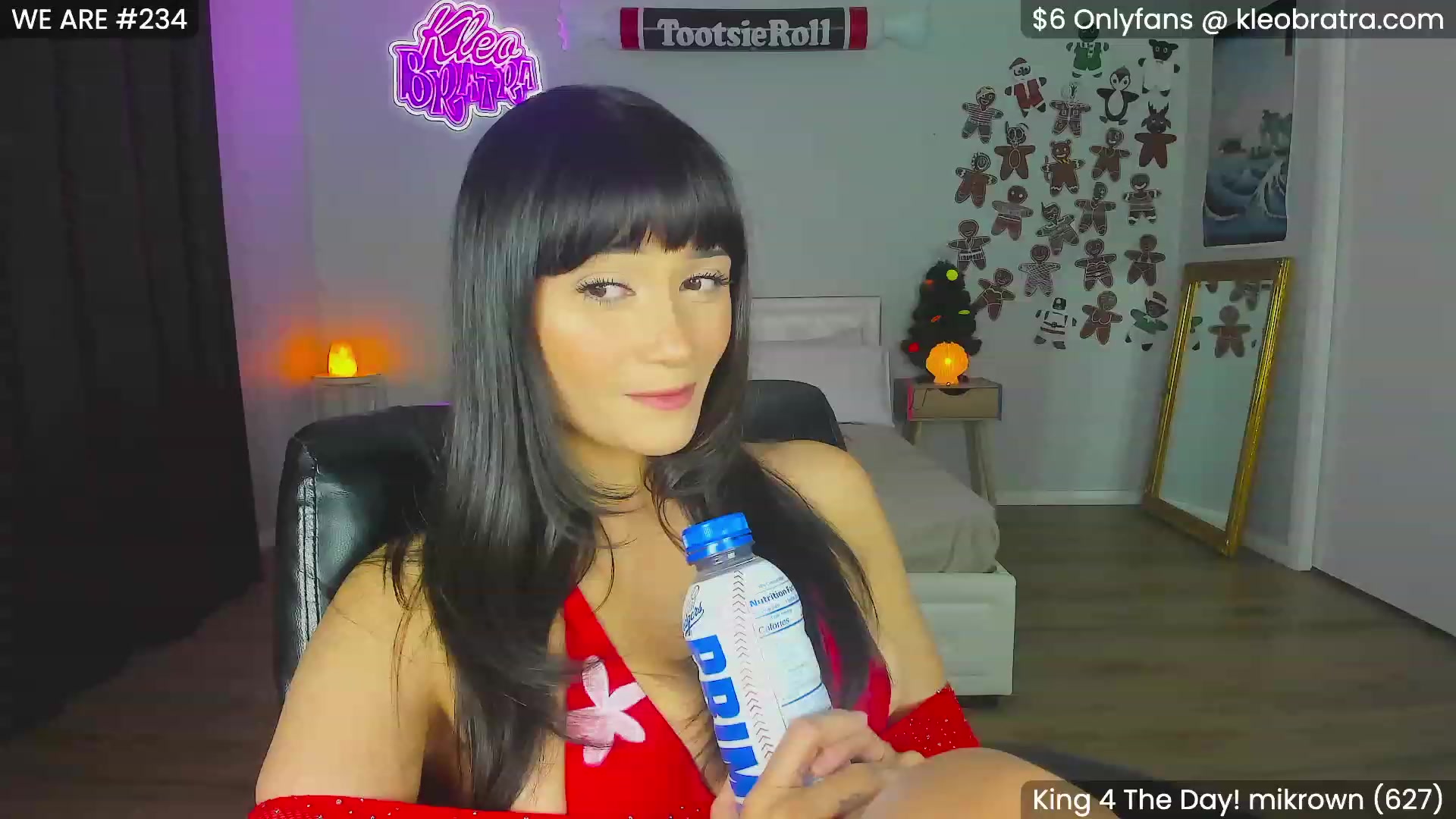 Gallery image thumbnail from KleoBratra's myfreecams stream on, 12/20/2023, 09:47 image 14 of 20