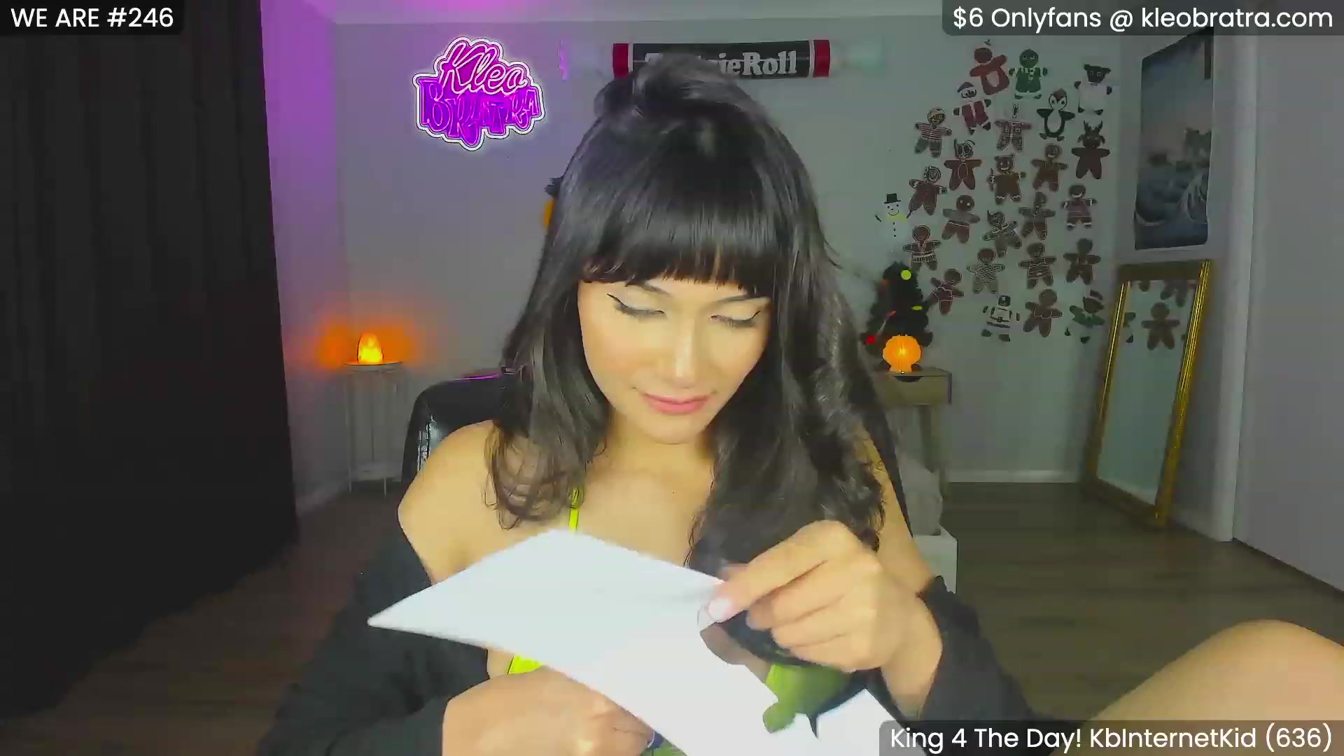 Gallery image thumbnail from KleoBratra's myfreecams stream on, 12/21/2023, 13:33 image 11 of 20