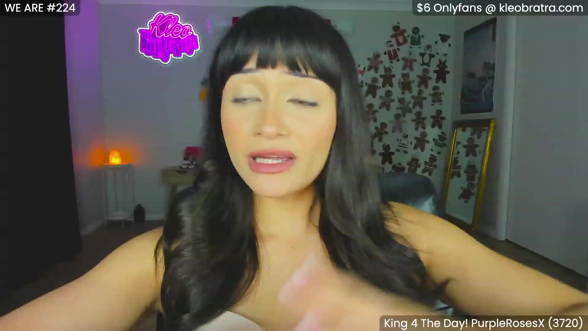 Gallery image thumbnail from KleoBratra's myfreecams stream on, 12/22/2023, 15:03 image 8 of 20