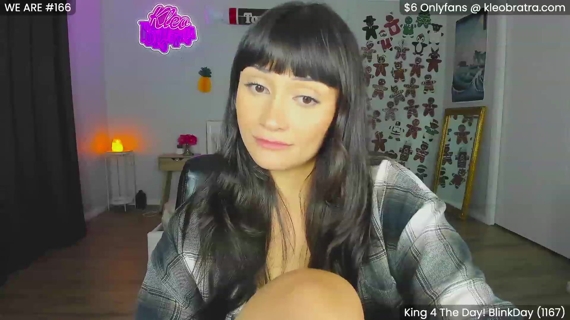 Gallery image thumbnail from KleoBratra's myfreecams stream on, 12/24/2023, 14:32 image 17 of 20